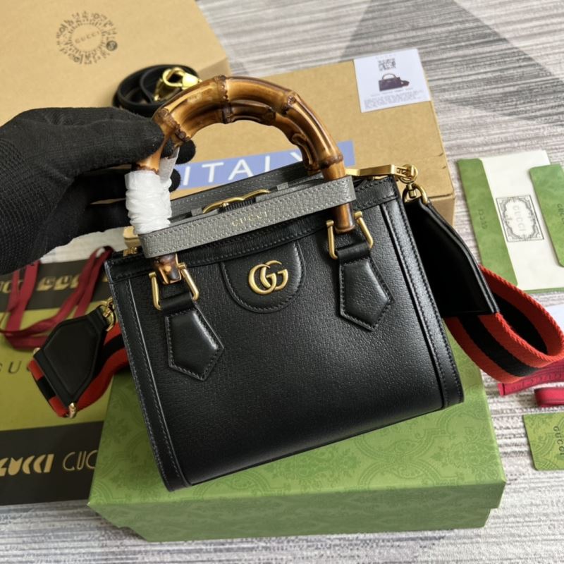 Gvc*1 tote bags